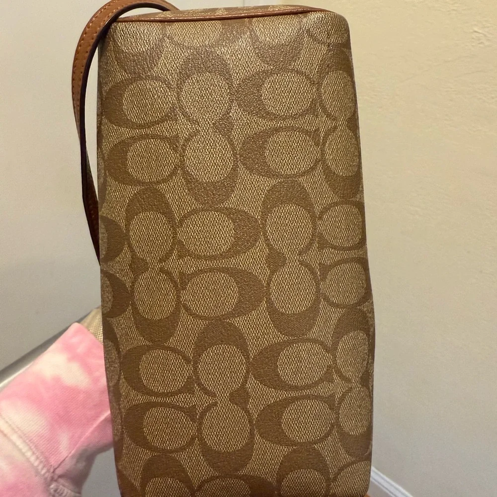 Coach Tan and Brown Signature Satchel - Picture 3 of 10